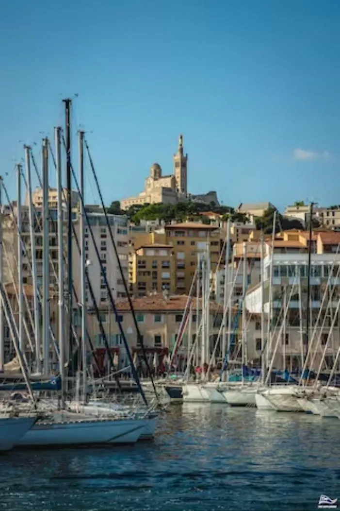 Apartament Superbe Appart, Central, Petit Balcon & Vue Place Marsylia Francja